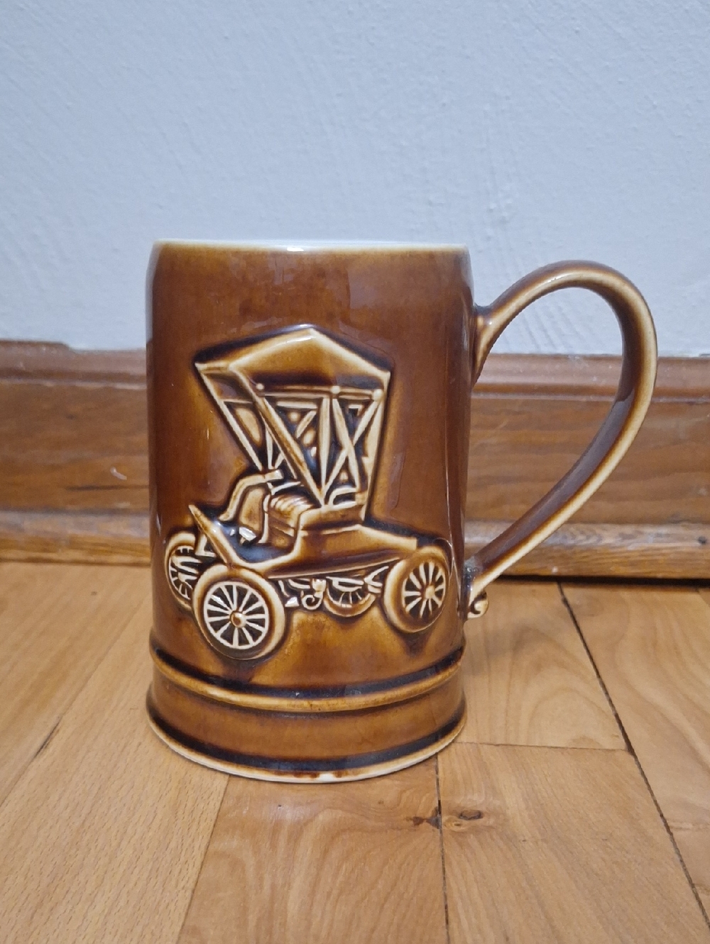 Vintage Brown Ceramic Car Relief Mug